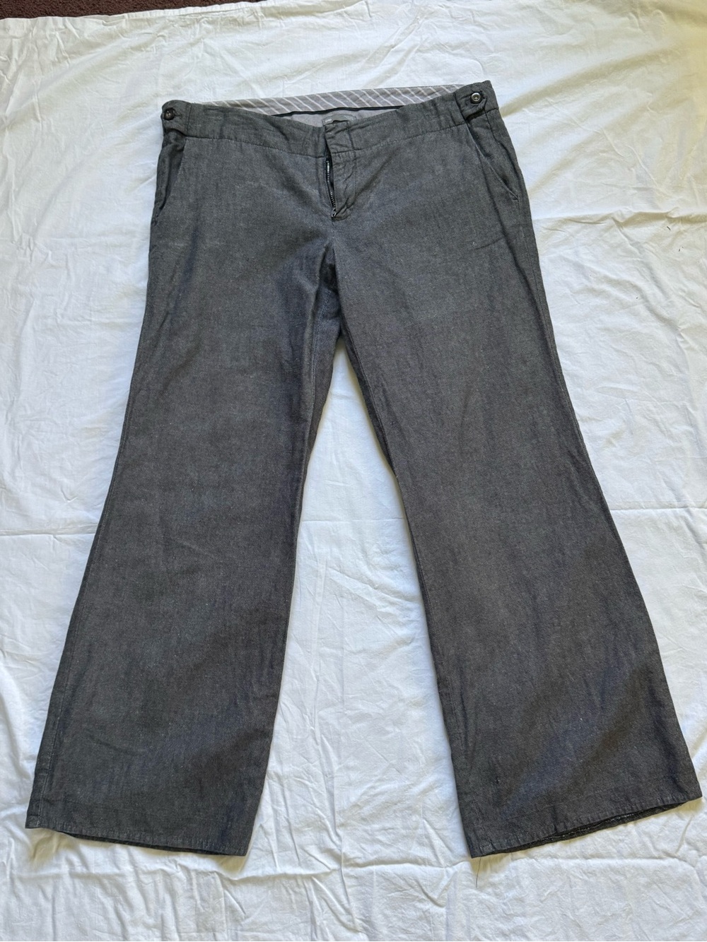 GAP Women's Straight Leg Pants in Charcoal Gray